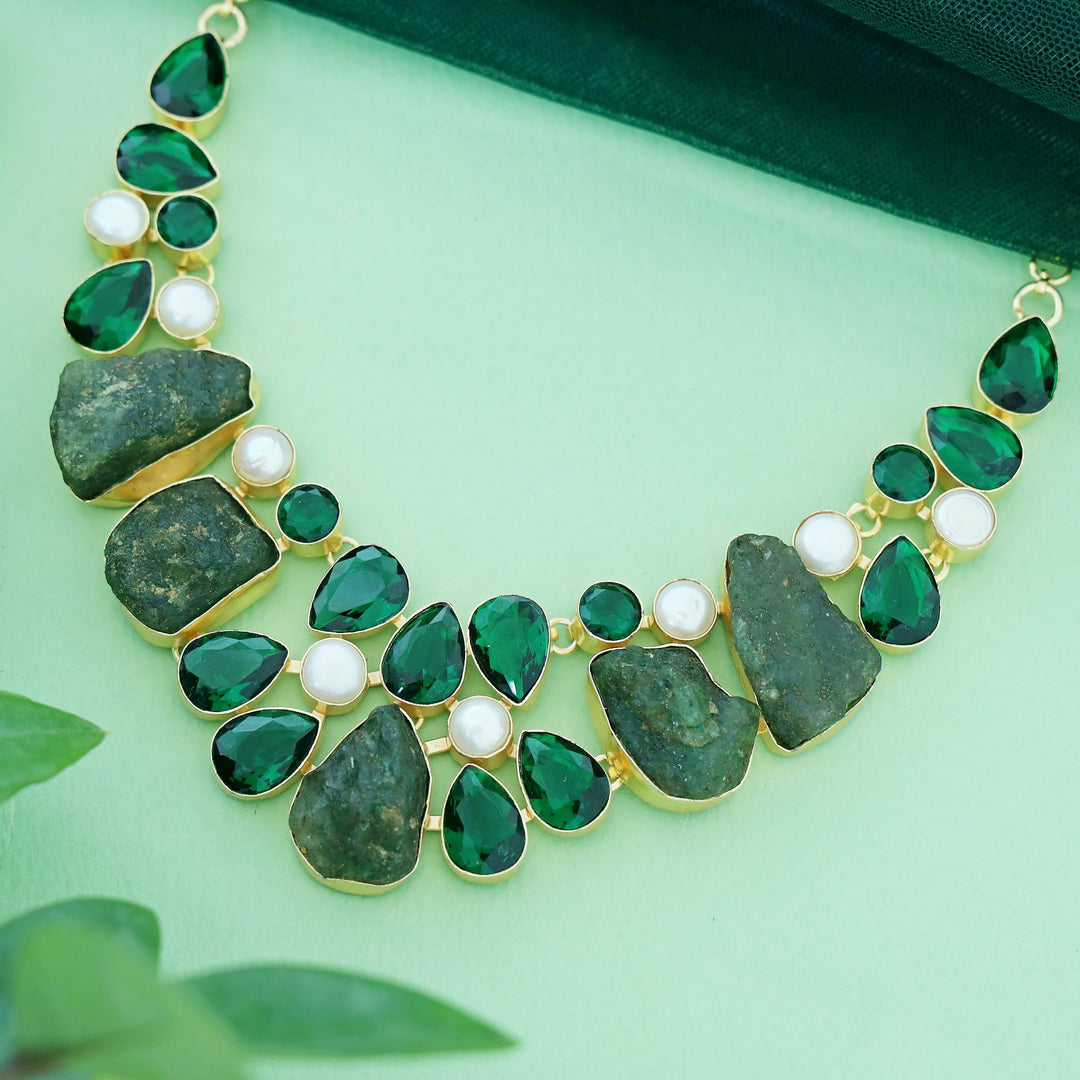Dionne Neckpiece