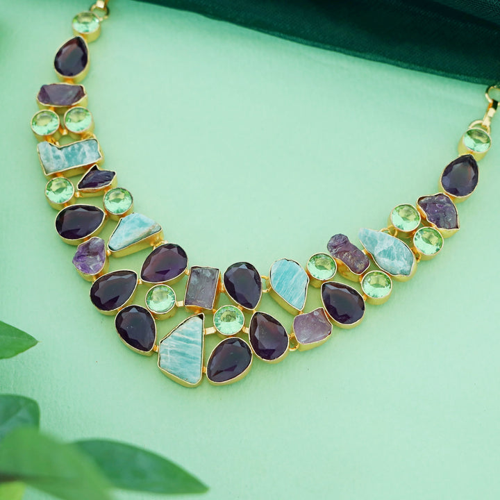 Grabia Neckpiece