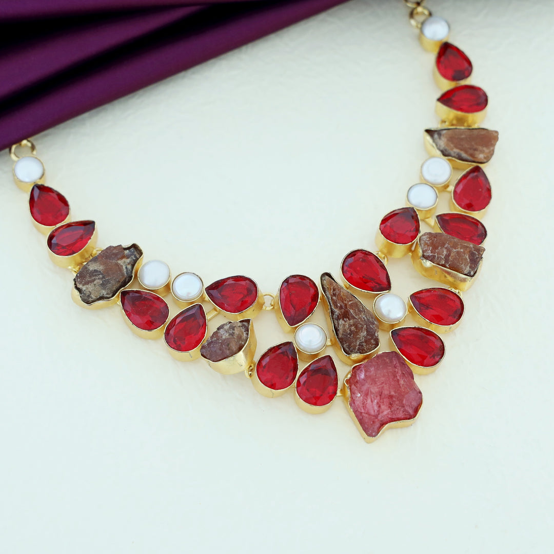 Mila Neckpiece