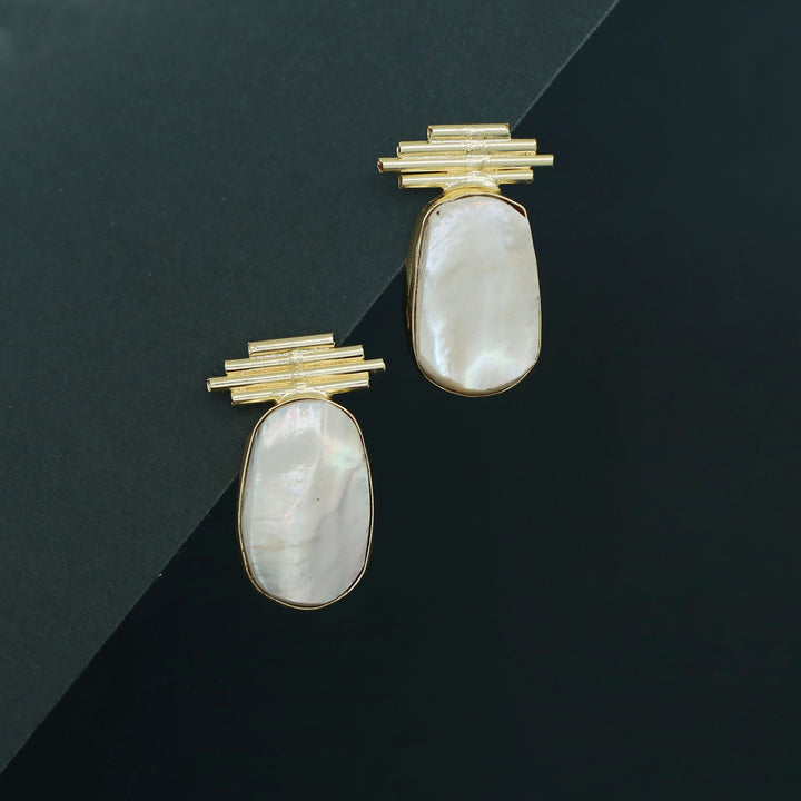 Lasiya Real Baroque Golden Sticky Lines Earring
