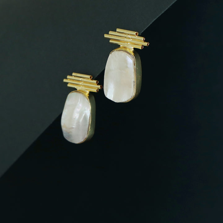 Lasiya Real Baroque Golden Sticky Lines Earring