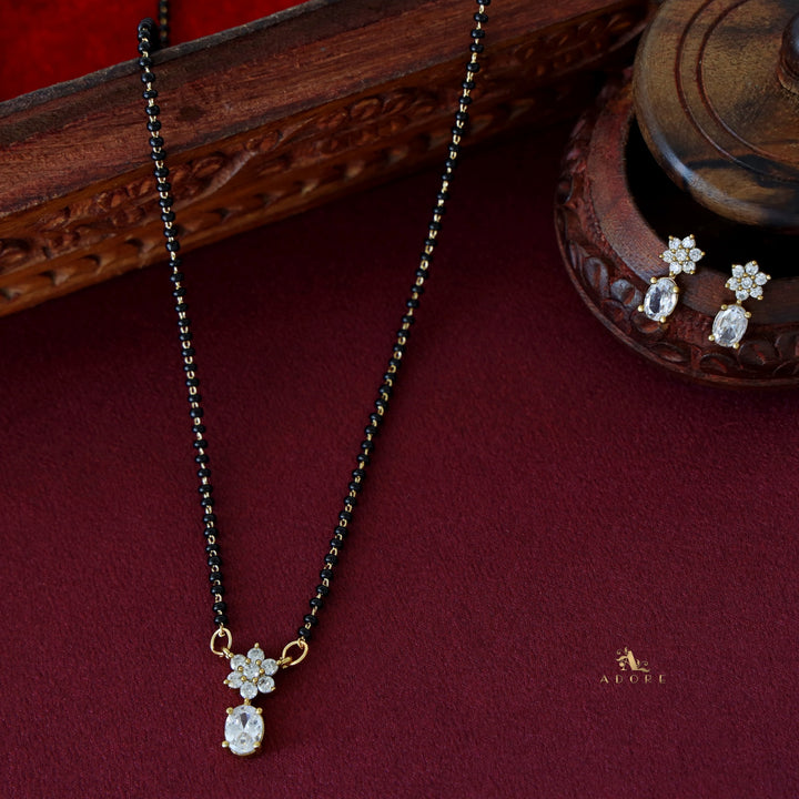 Nimisha Oval Glossy Flower Mangalsutra with Earring