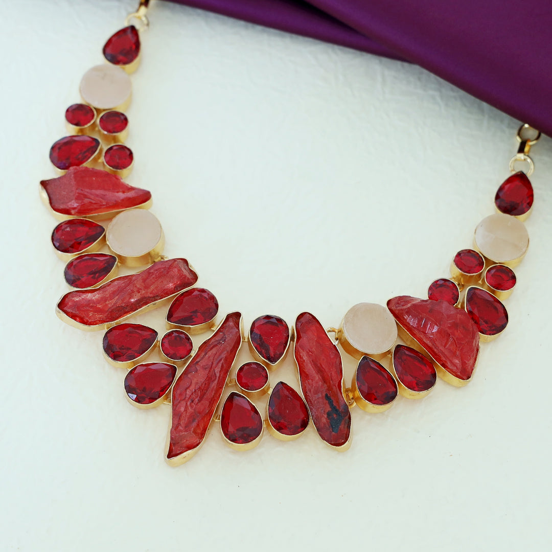 Geethu Neckpiece