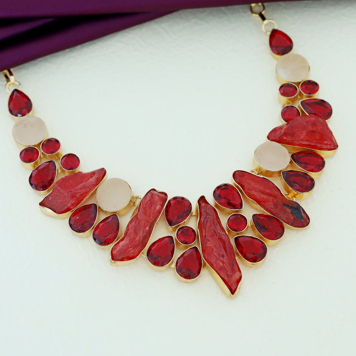 Geethu Neckpiece