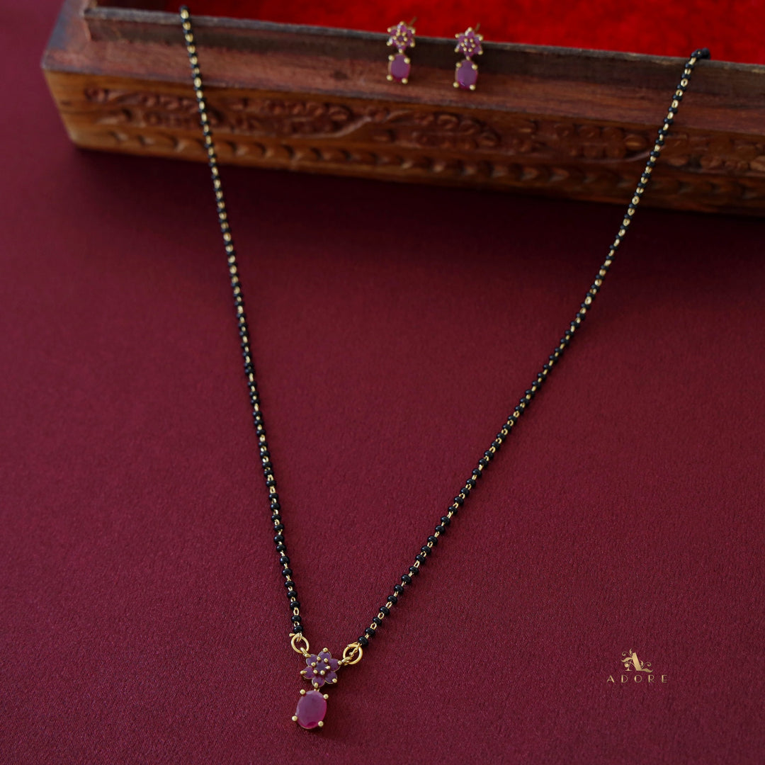 Nimisha Oval Glossy Flower Mangalsutra with Earring