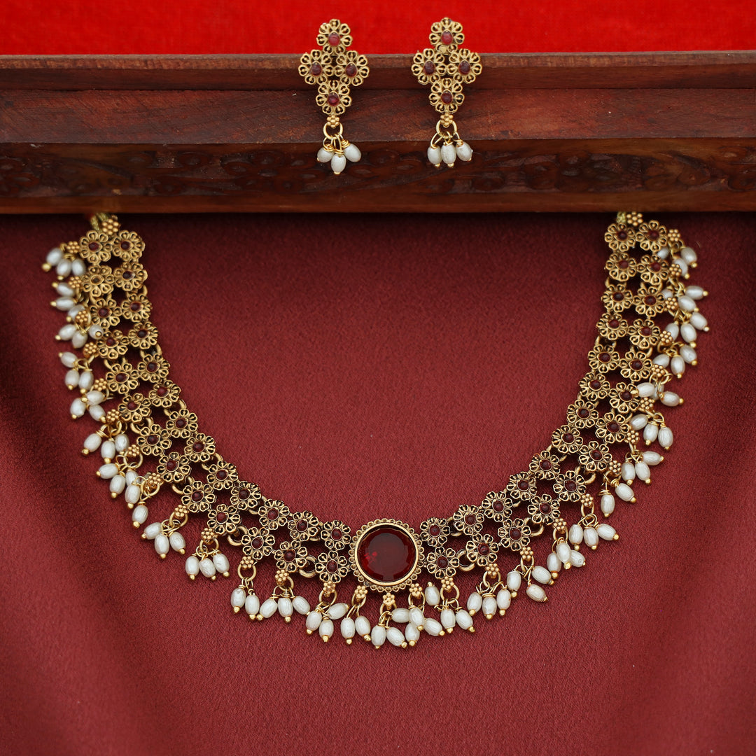 Nivithika Floral Rice Pearl Short Neckpiece with Earring