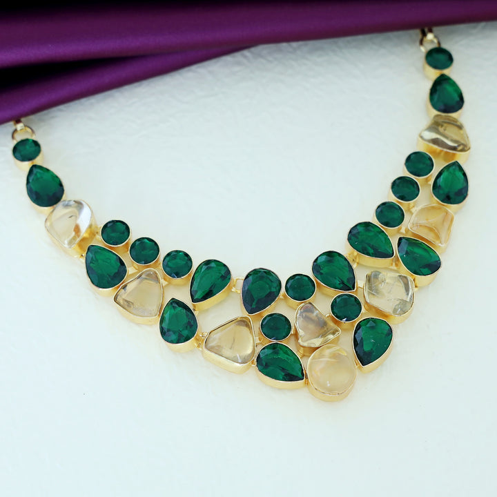 Beatha Neckpiece