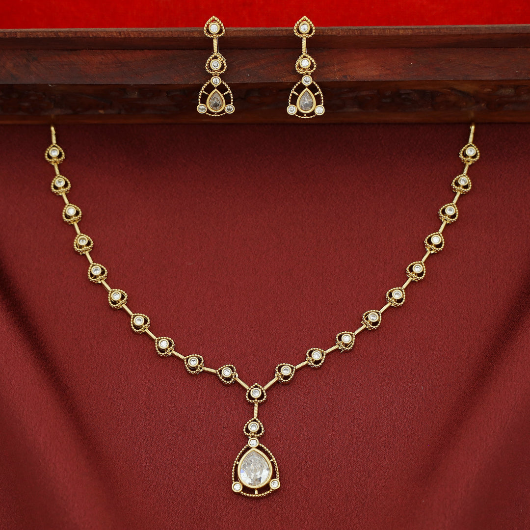 Lailana Rain Drop Stone Short Neckpiece with Earring