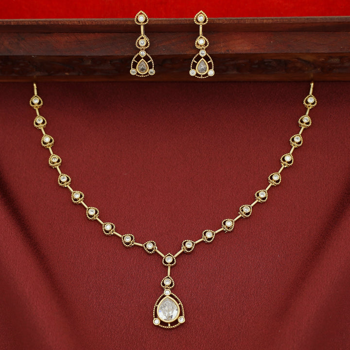 Lailana Rain Drop Stone Short Neckpiece with Earring