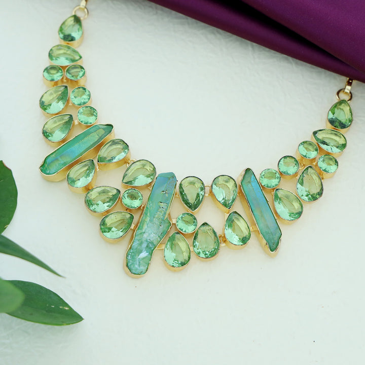 Lesra Neckpiece