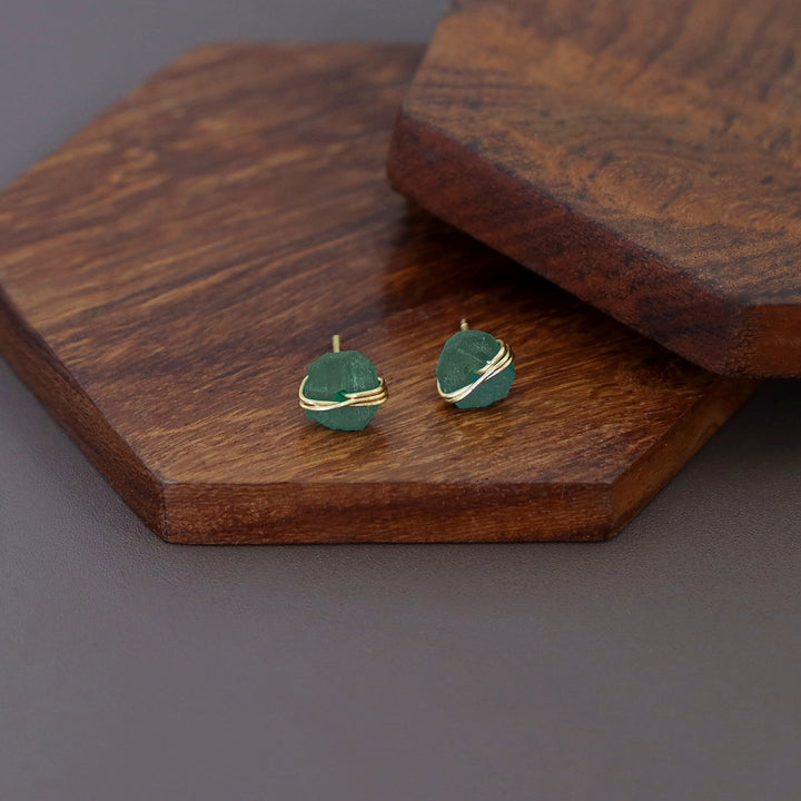 Mawar Binded Raw Stone Stud