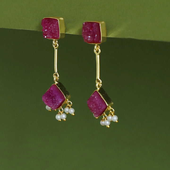 Mira Pendulum Square & Diamond Druzy Pearl Earring