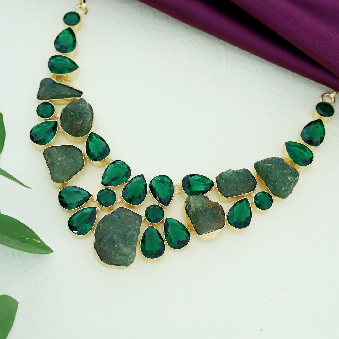 Laretta Neckpiece