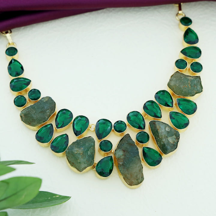Uthara Neckpiece