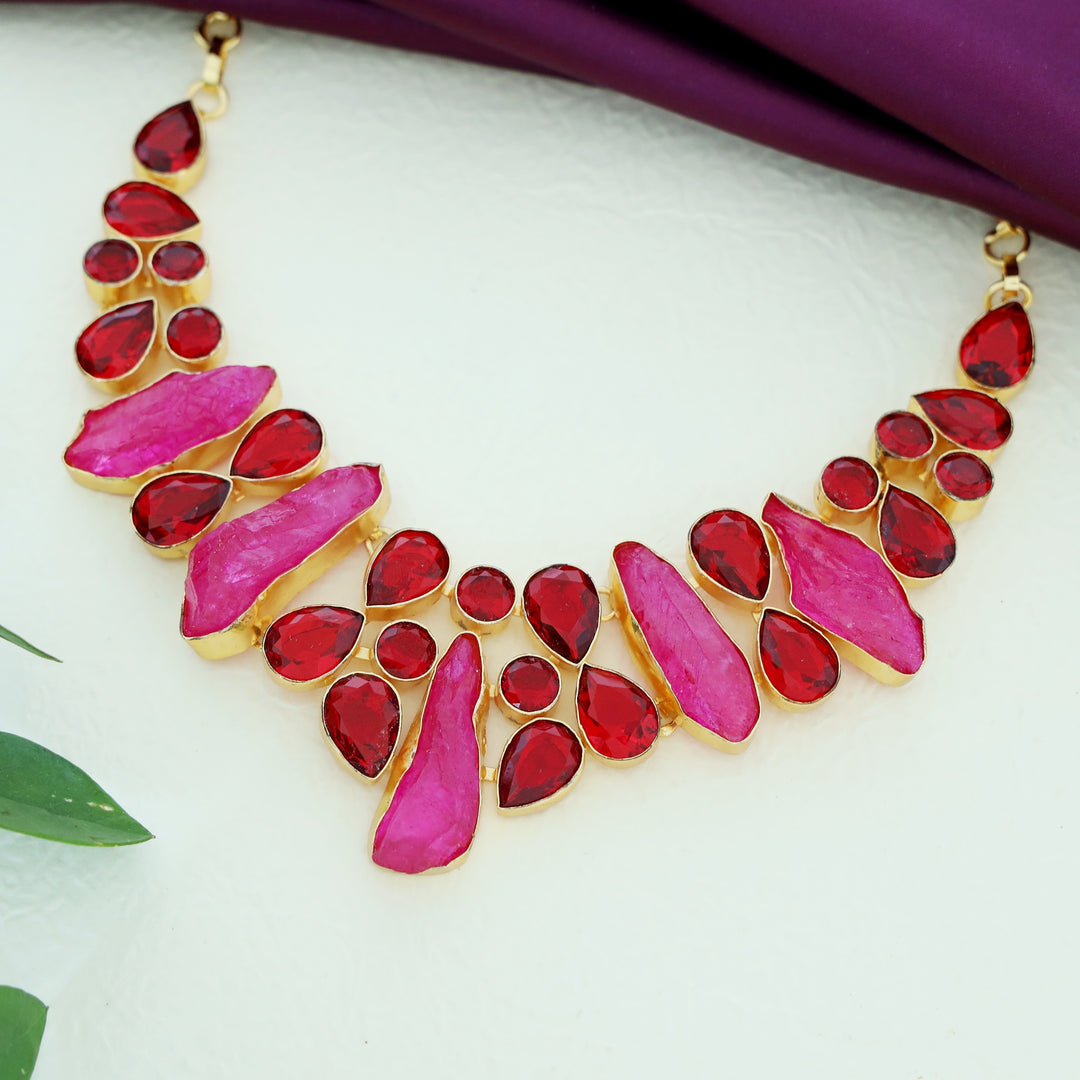 Ferlina Neckpiece