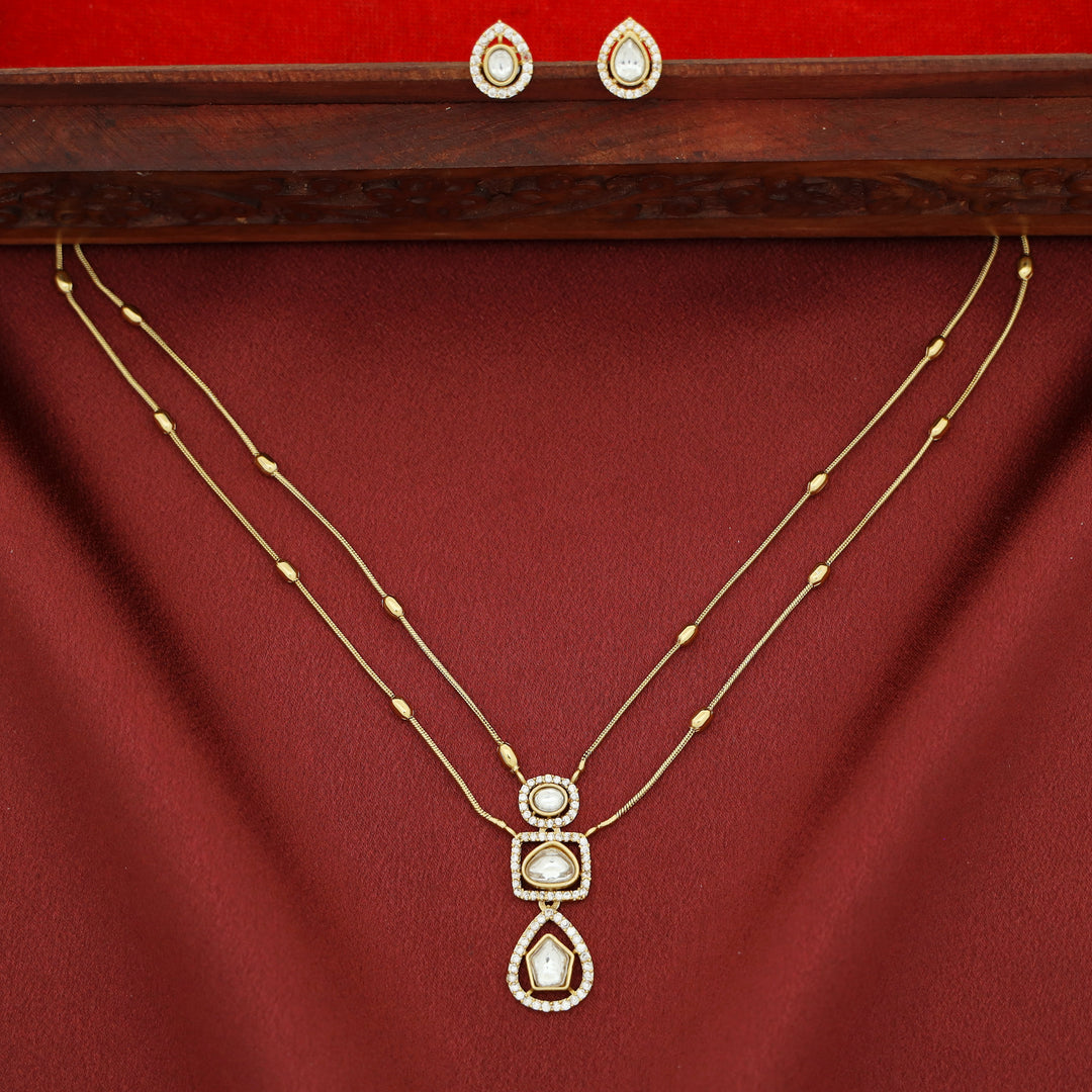 Reeyansha 2 Layer Neckpiece with Stud