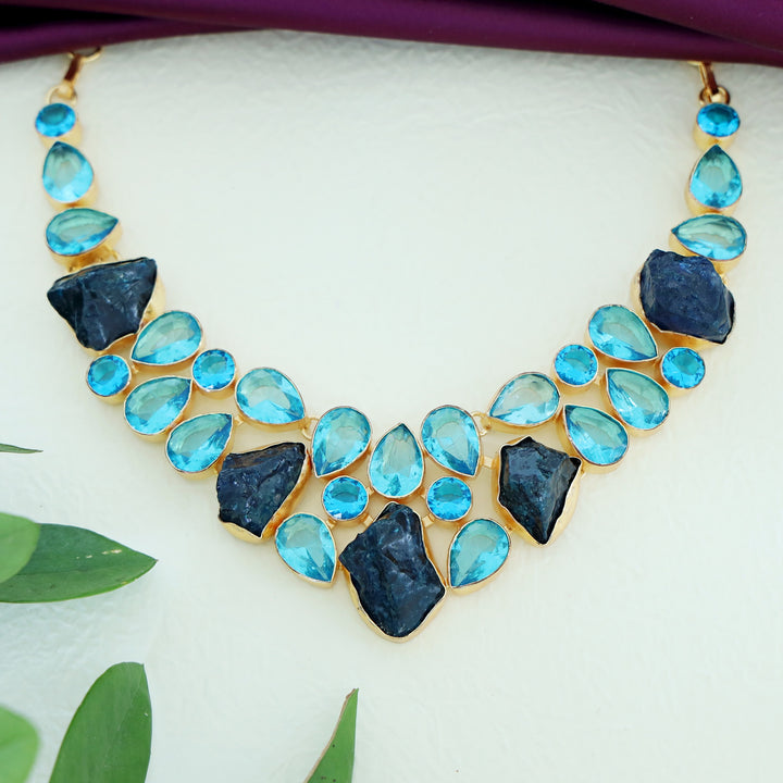 Leanora Neckpiece