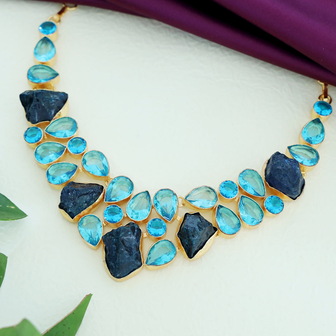 Leanora Neckpiece