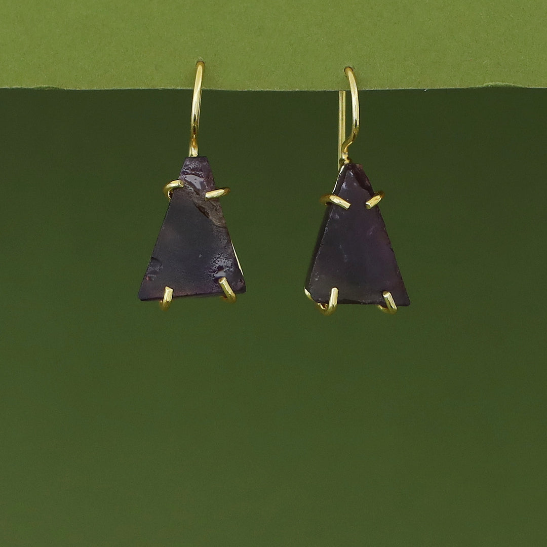 Paalika Triangle Raw Stone Drop