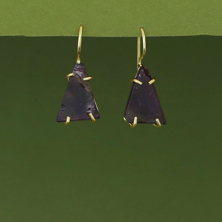 Paalika Triangle Raw Stone Drop