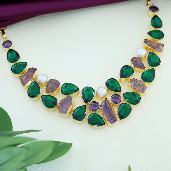 Lipasa Neckpiece