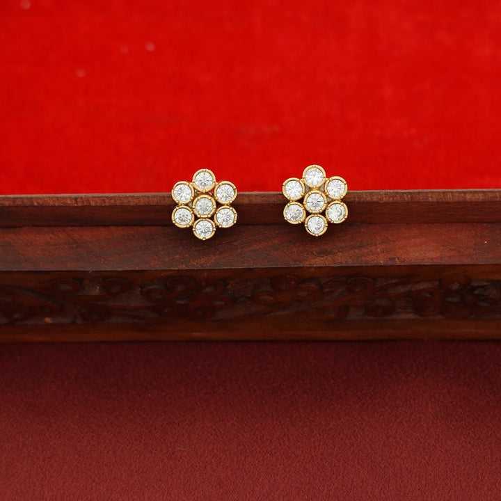 Tamisha AD Stone Short Neckpiece / Choker with Stud