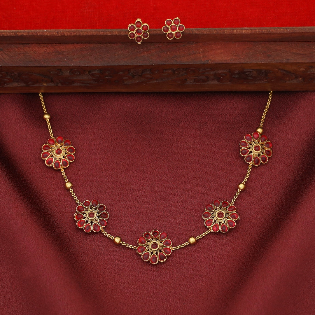 Aathmika 5 Flower Golden Ball Short Neckpiece With Earring