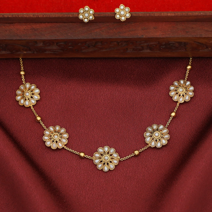 Aathmika 5 Flower Golden Ball Short Neckpiece With Earring