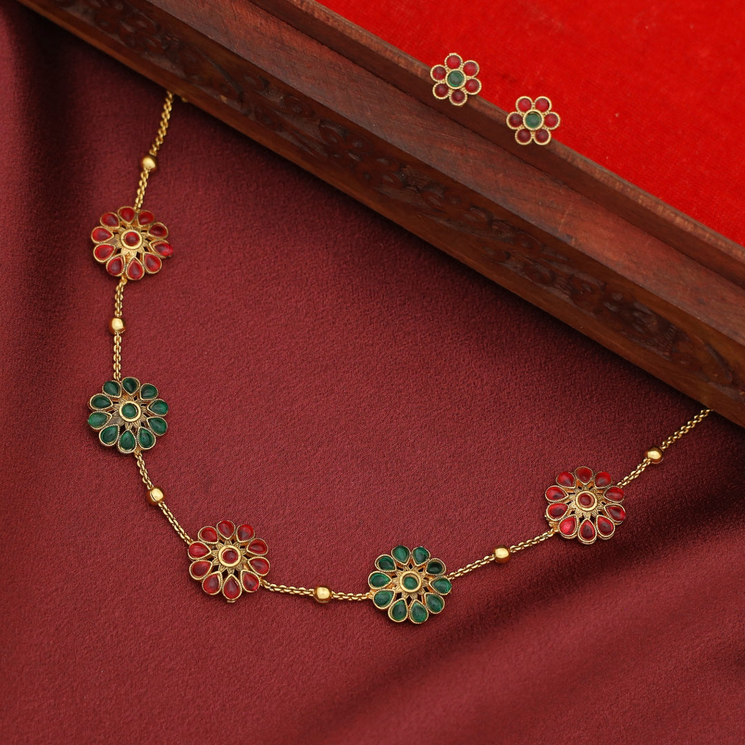 Aathmika 5 Flower Golden Ball Short Neckpiece With Earring