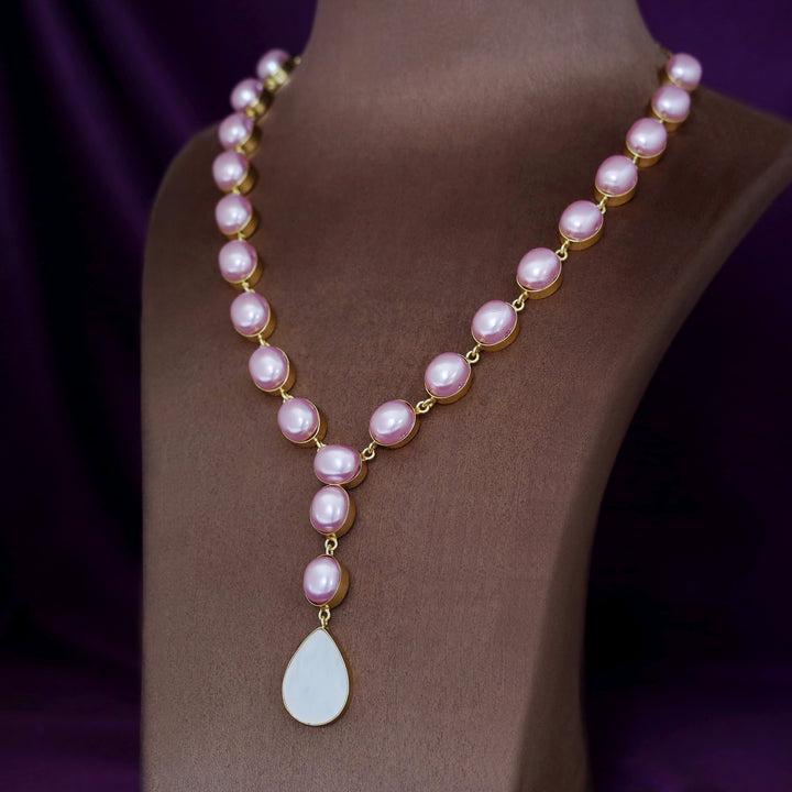 Vincy Oval Pearl MOP Neckpiece