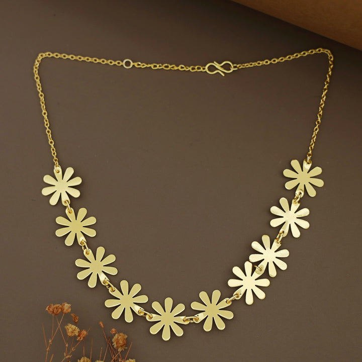 Rimna Golden Flower Neckpiece