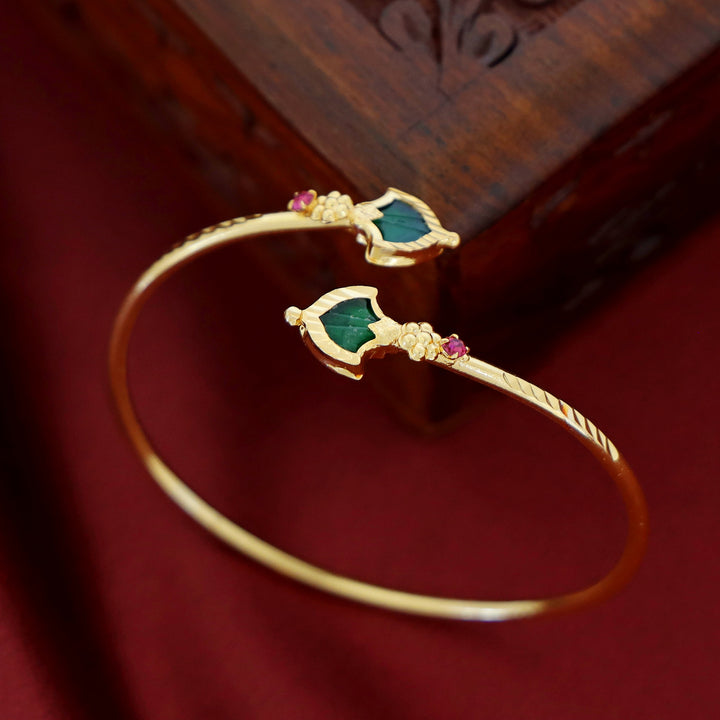 Shyamila Palakka Floral Bangle