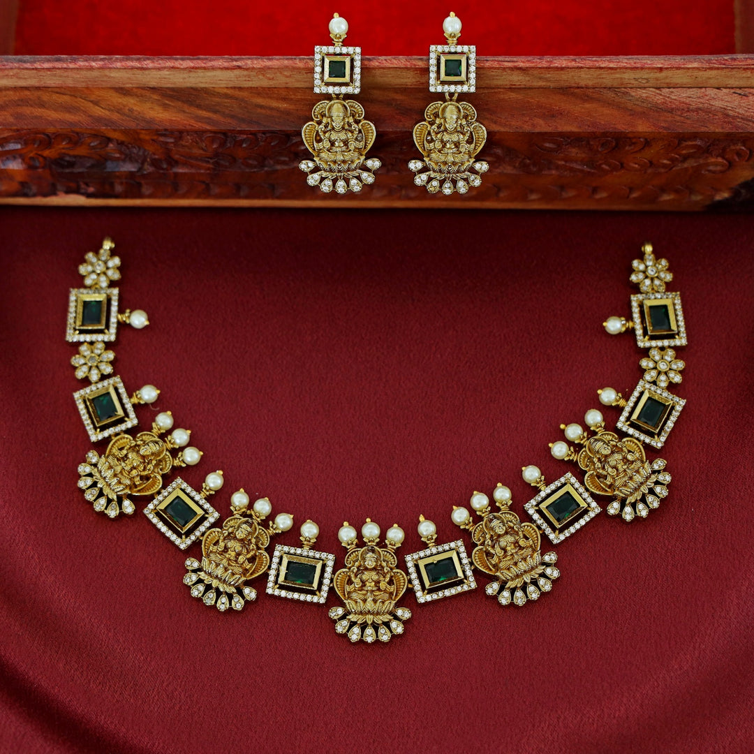 Aiswaryalekshmi Golden Stoned Rectangular Neckpiece With Earring