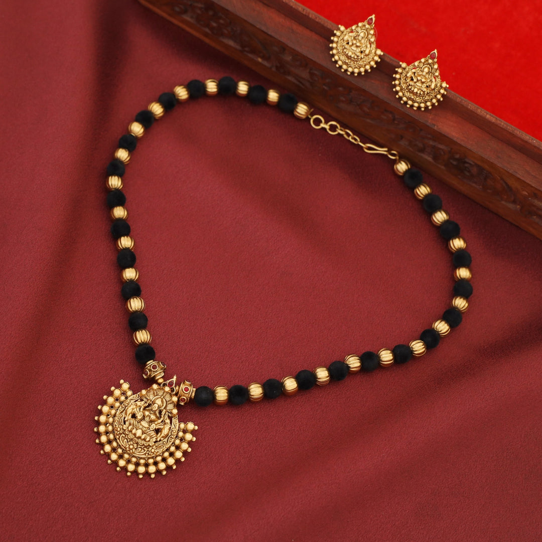 Anandalakshmi Golden Velvet Ball Neckpiece With Earring