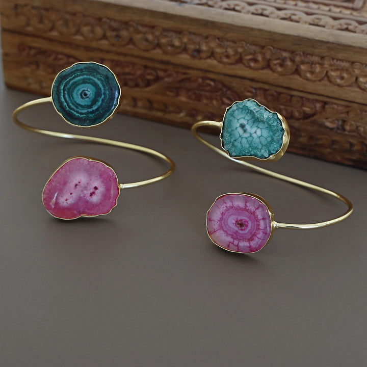 Hem Dual Solar Agate Bangle