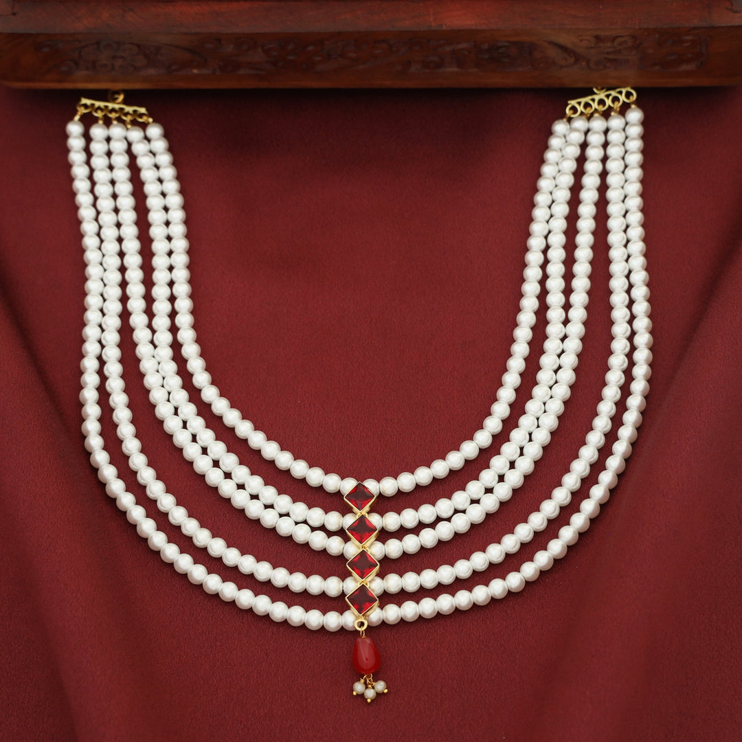 Abhisvara 5 Layer Glossy Diamond Pearl Neckpiece
