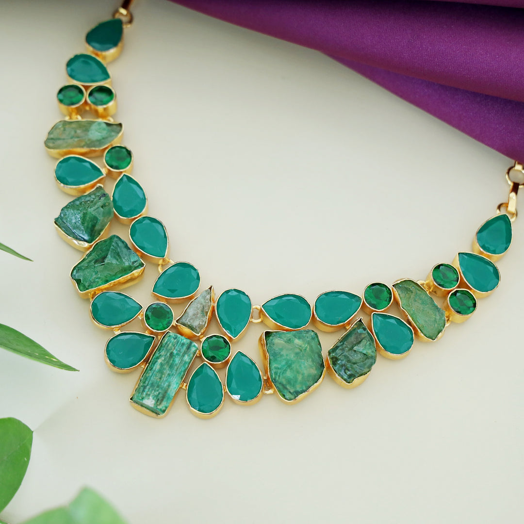 Mirabel Neckpiece