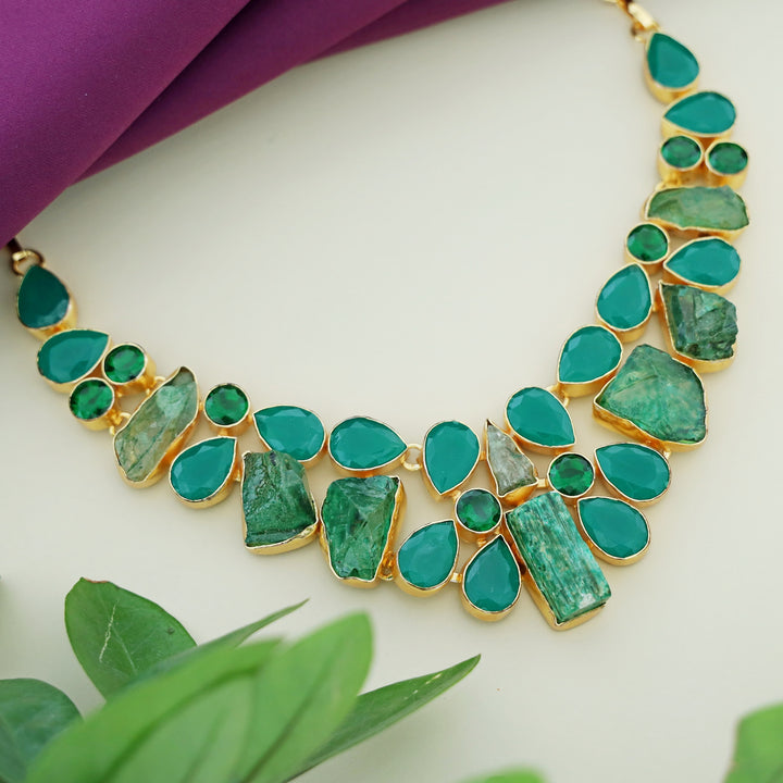Mirabel Neckpiece