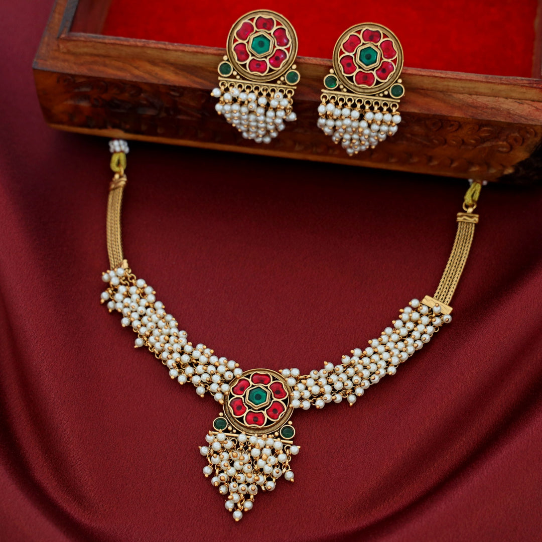 Sumitra Cluster Pearl Flower Short Neckpiece With Earring