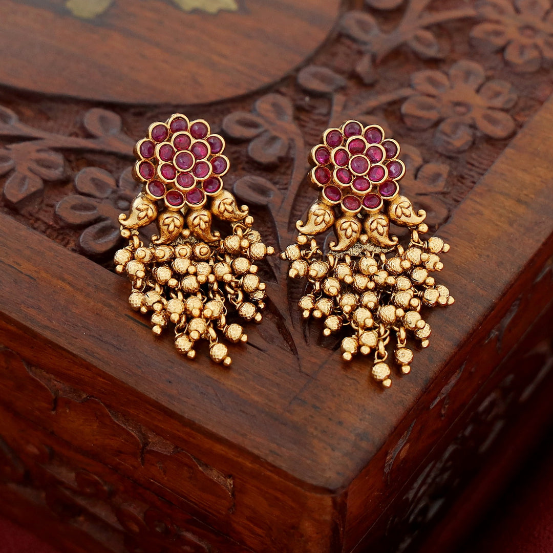 Laksha Flower Cluster Earring