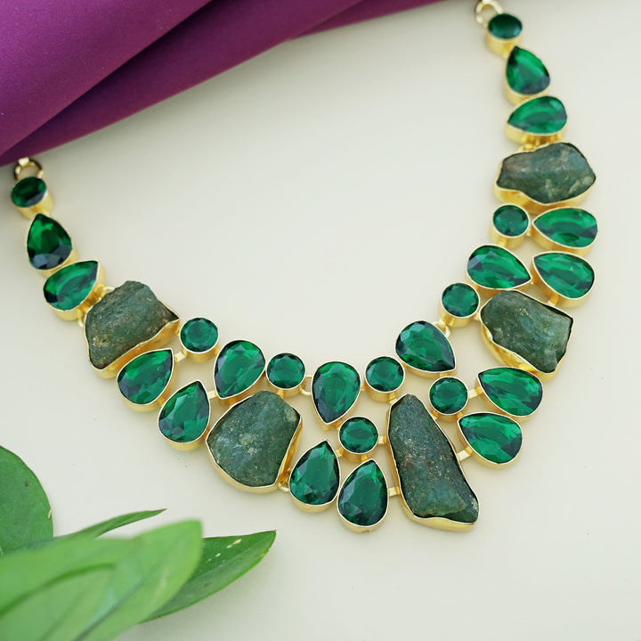 Zinal Neckpiece