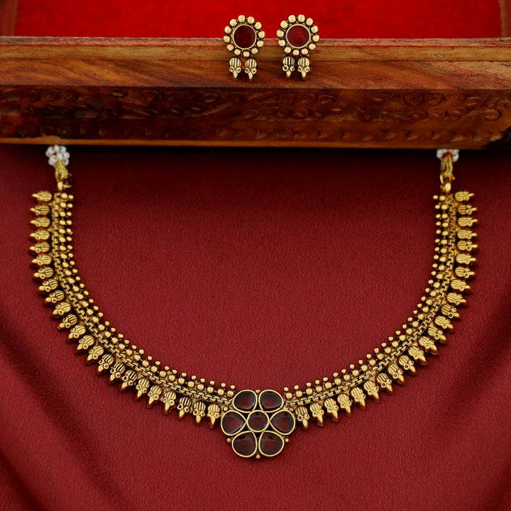 Trishana Enamel Flower Short Neckpiece With Earring