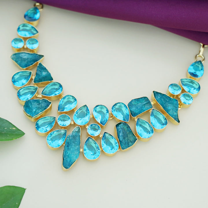 Henley Neckpiece