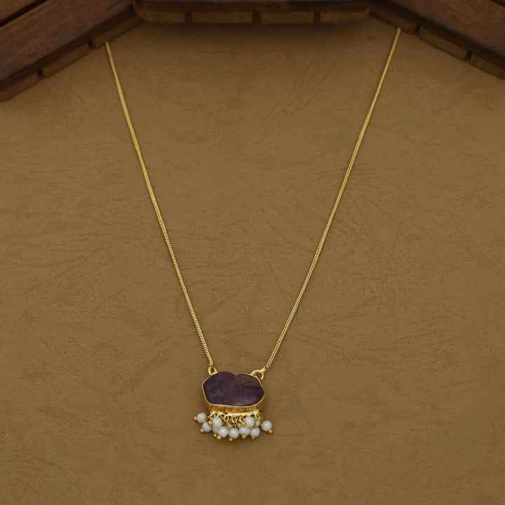 Aura Cluster Pearl Raw Stone Neckpiece