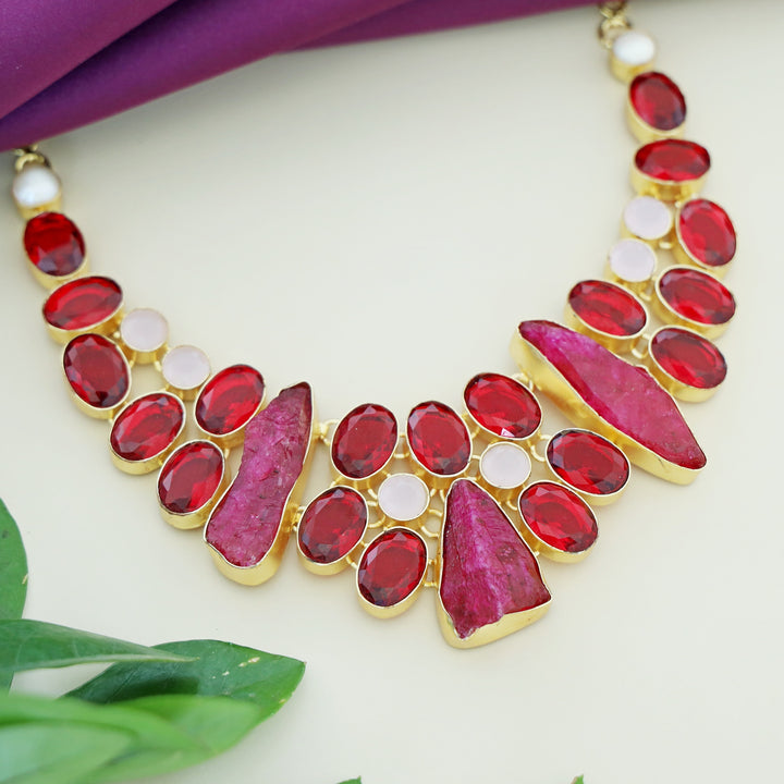 Abilene Neckpiece