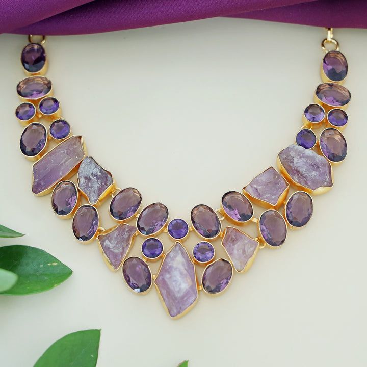 Nellie Neckpiece