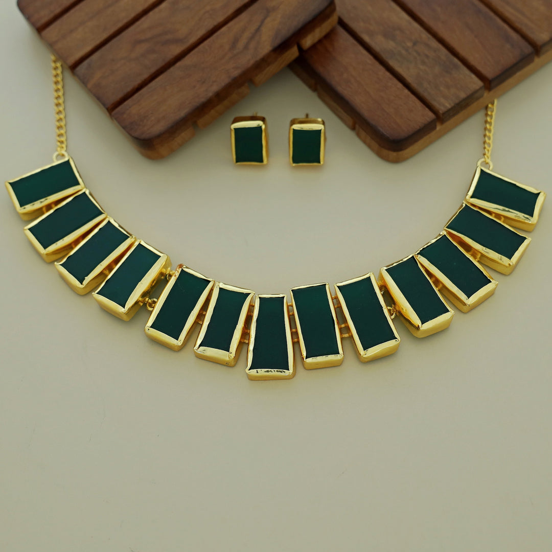 Rushika Rectangle Raw Stone Short Neckpiece With Stud