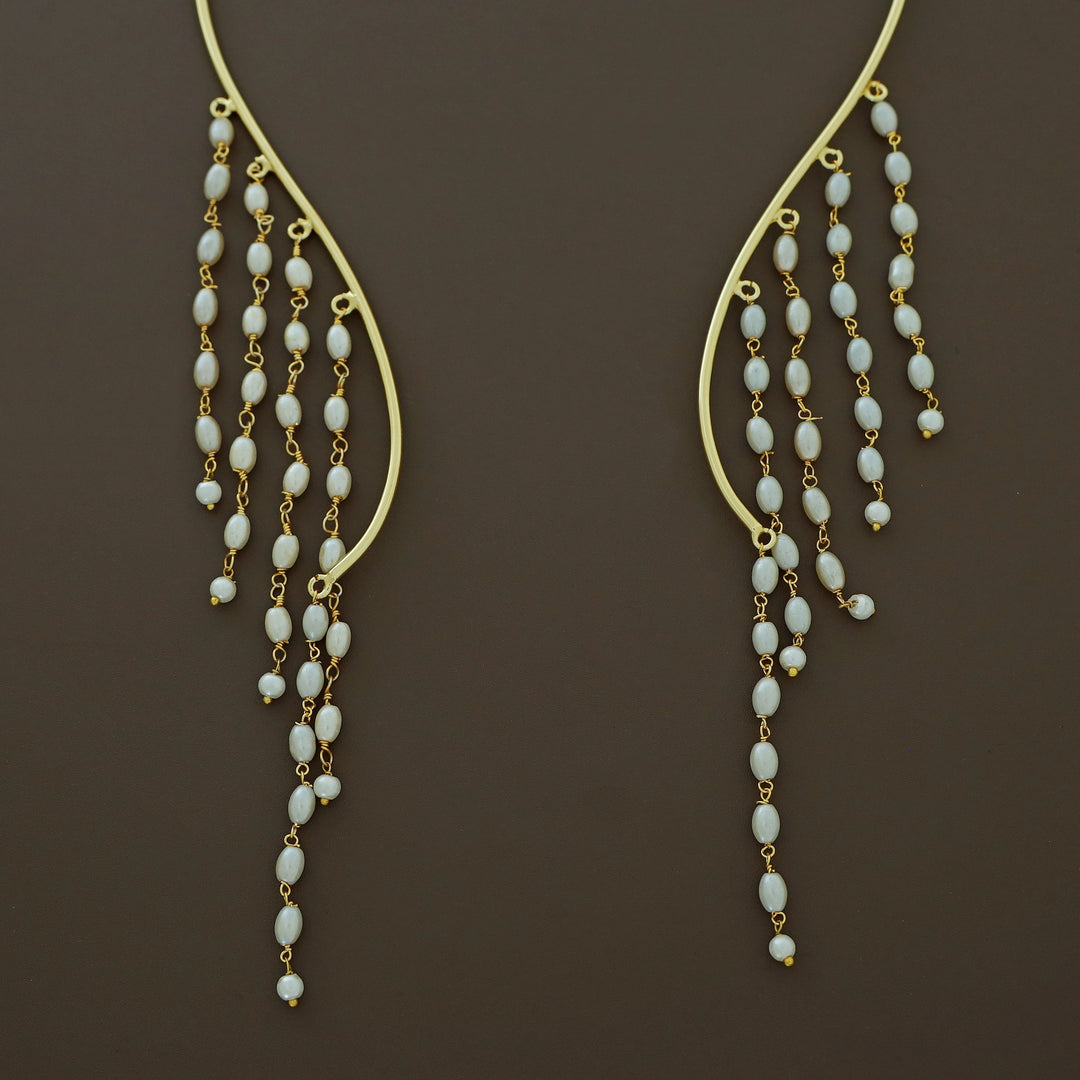 Ahaana Golden Chain Pearl Neck Cuff