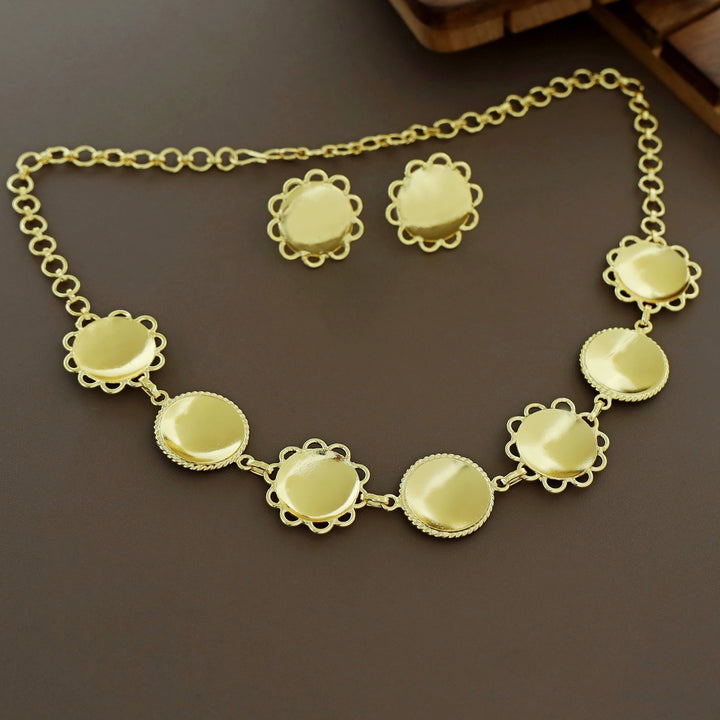 Sanvika Golden Circle Floral Choker With Earring