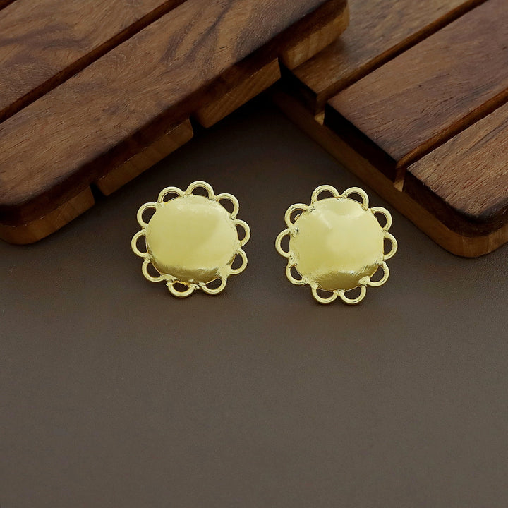 Sanvika Golden Circle Floral Choker With Earring